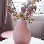 Cozy Apartment Paris Center For 3